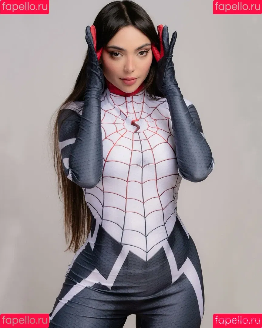 Nyvi Estephan Onlyfans Photo Gallery 