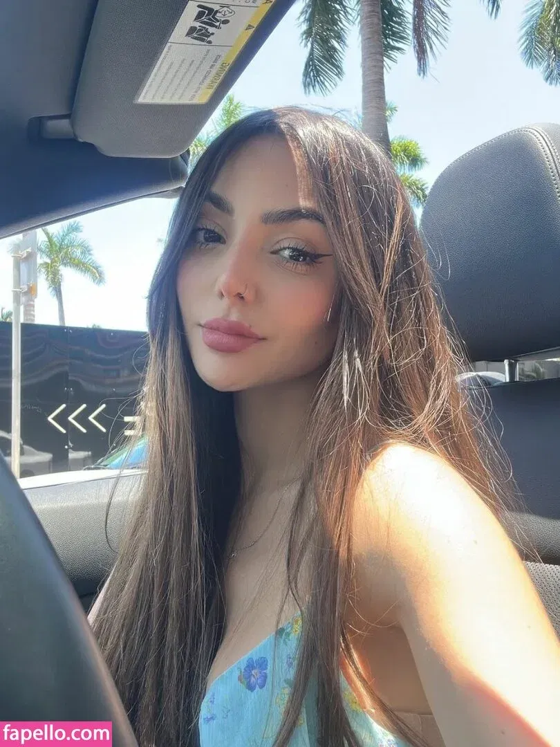 Nyvi Estephan Onlyfans Photo Gallery 