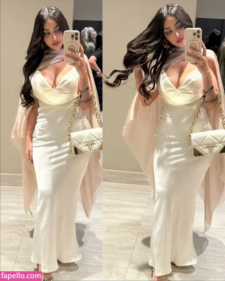 Nyvi Estephan Onlyfans Photo Gallery 