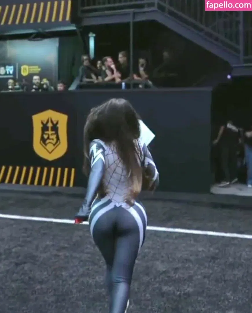 Nyvi Estephan Onlyfans Photo Gallery 