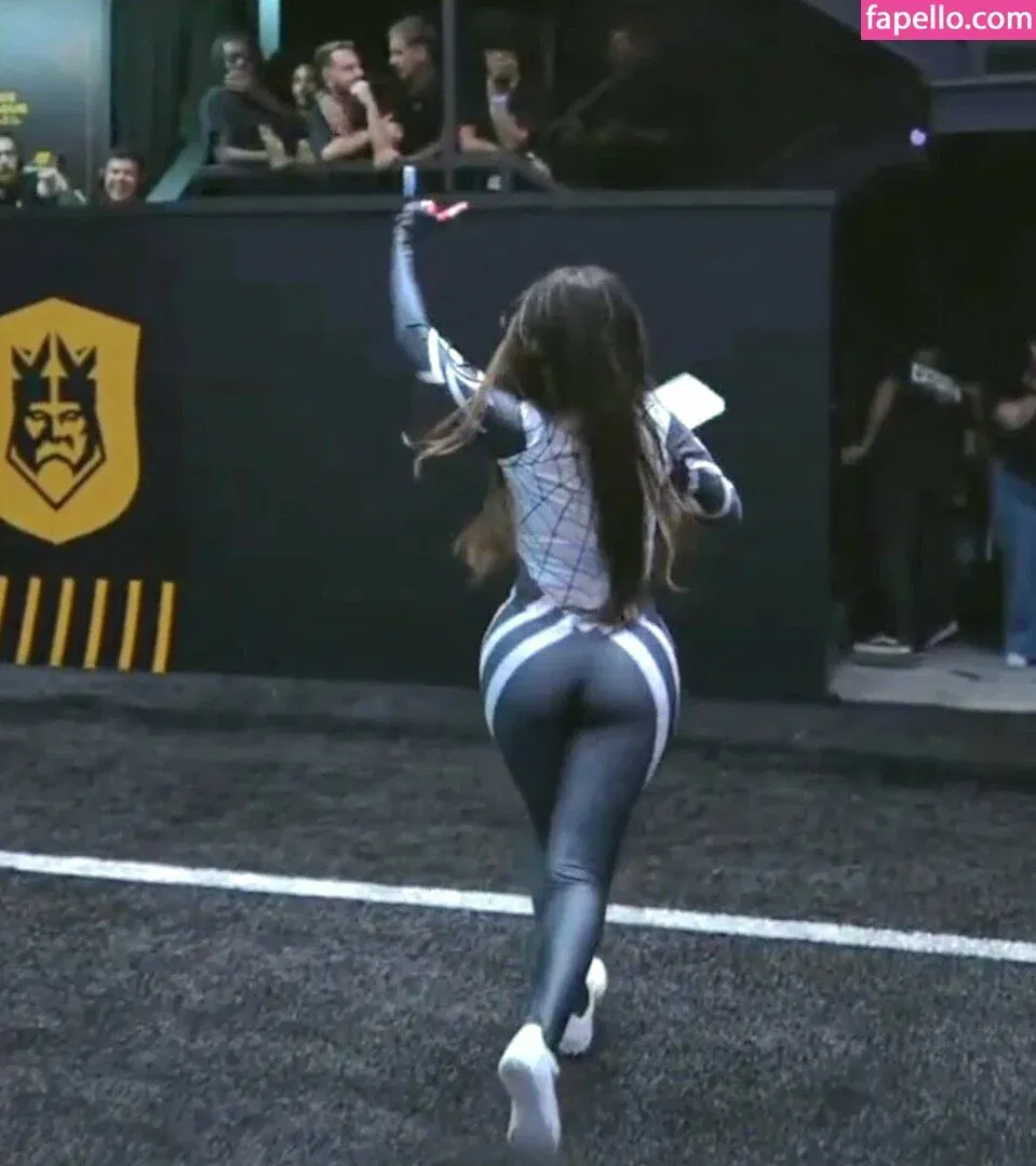 Nyvi Estephan Onlyfans Photo Gallery 