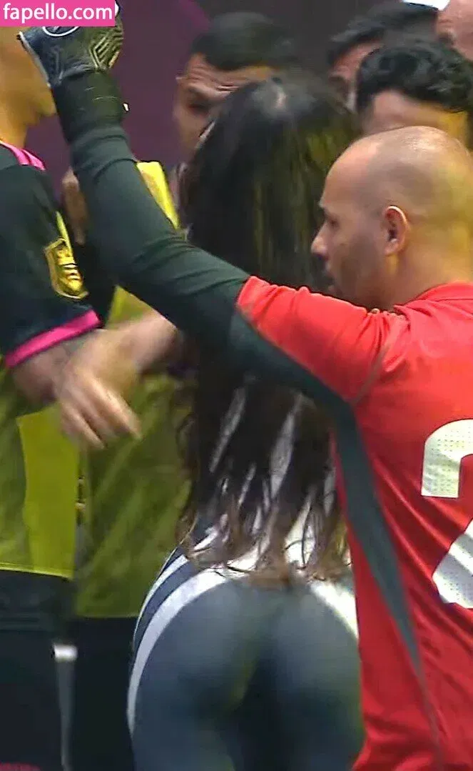 Nyvi Estephan Onlyfans Photo Gallery 