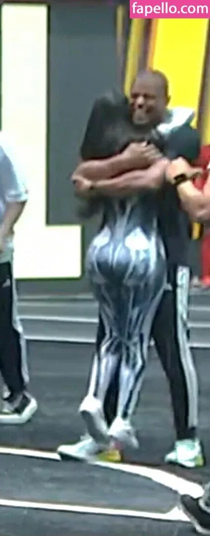 Nyvi Estephan Onlyfans Photo Gallery 