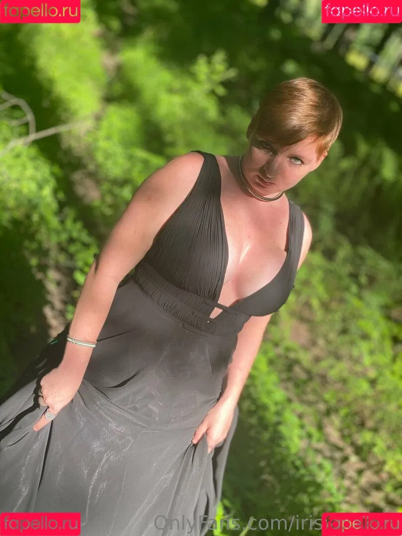 irisjaxx665 Onlyfans Photo Gallery 