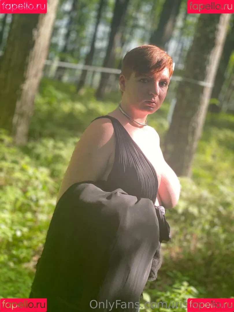 irisjaxx665 Onlyfans Photo Gallery 
