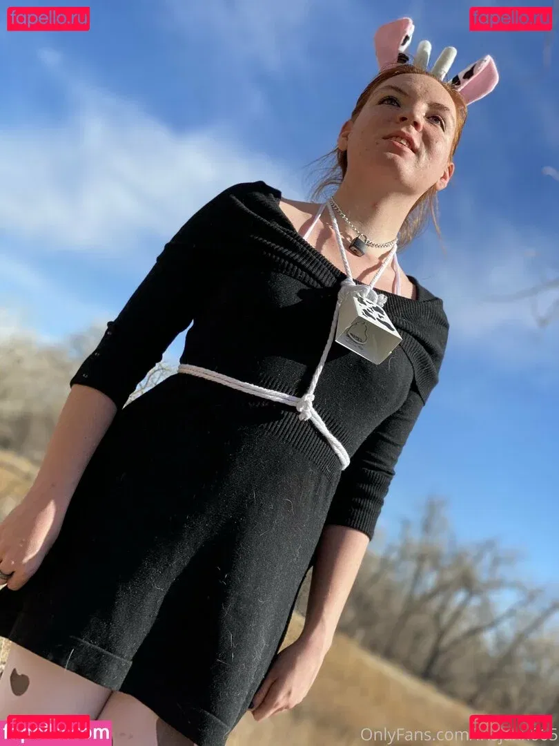 irisjaxx665 Onlyfans Photo Gallery 