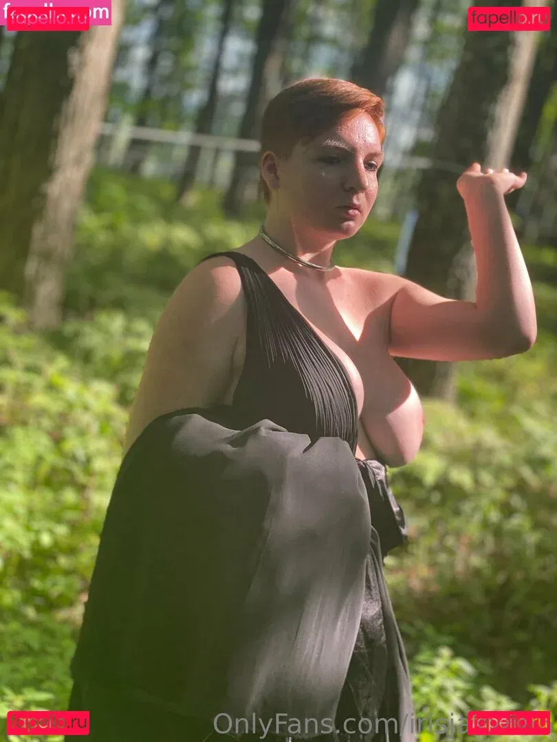 irisjaxx665 Onlyfans Photo Gallery 