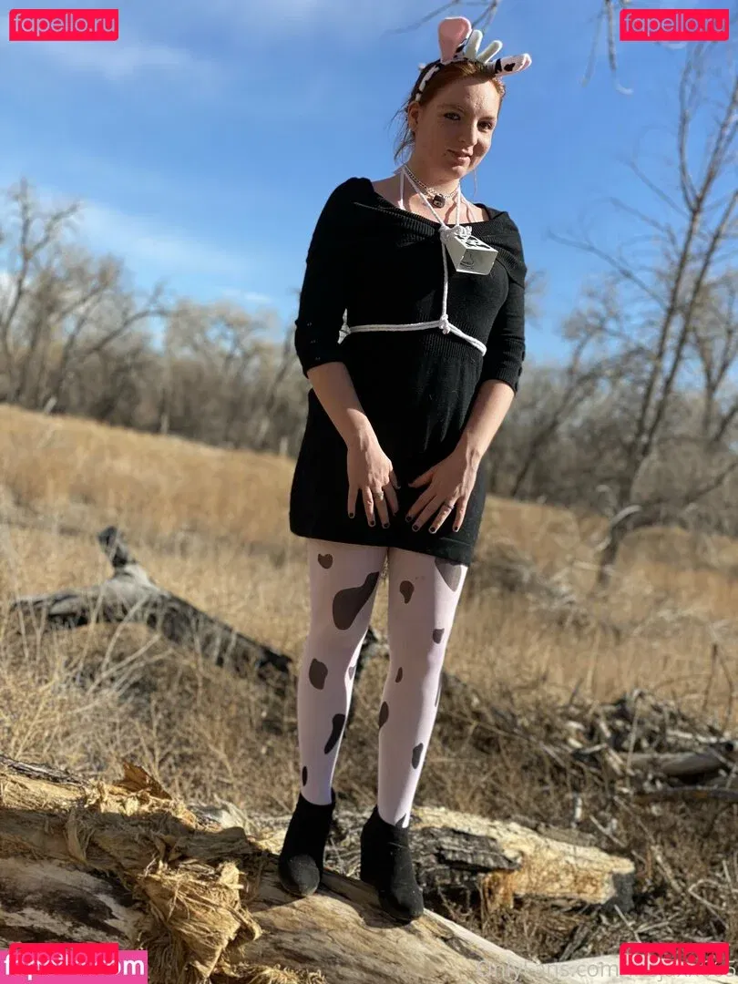 irisjaxx665 Onlyfans Photo Gallery 