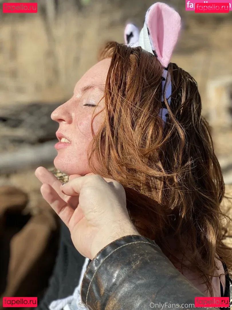 irisjaxx665 Onlyfans Photo Gallery 