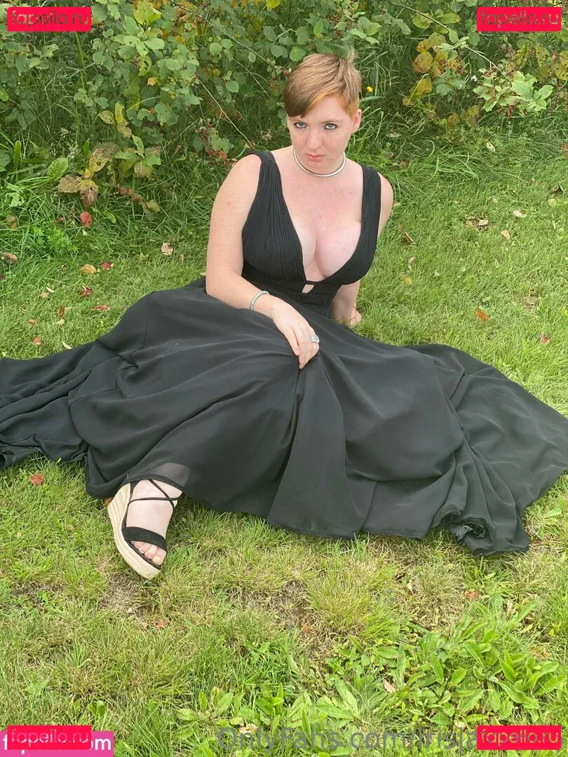 irisjaxx665 Onlyfans Photo Gallery 