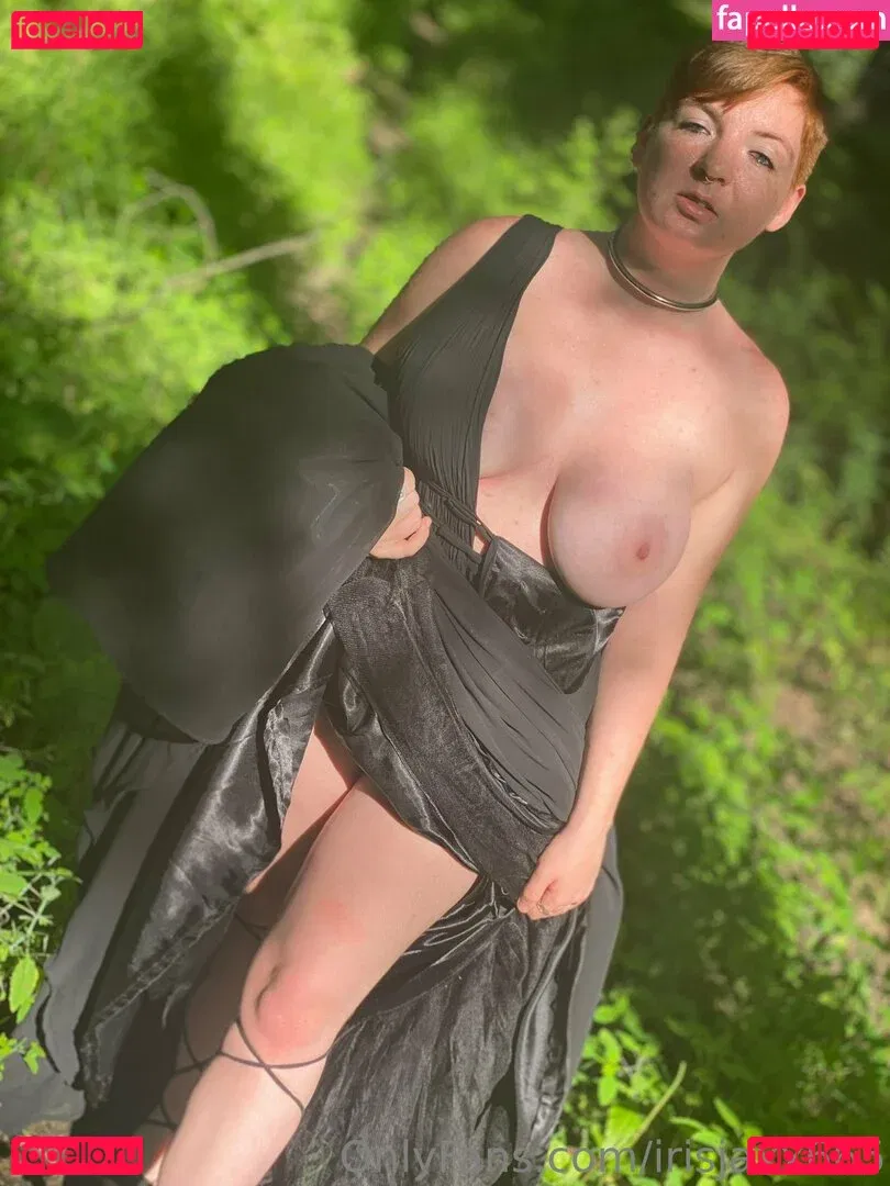 irisjaxx665 Onlyfans Photo Gallery 