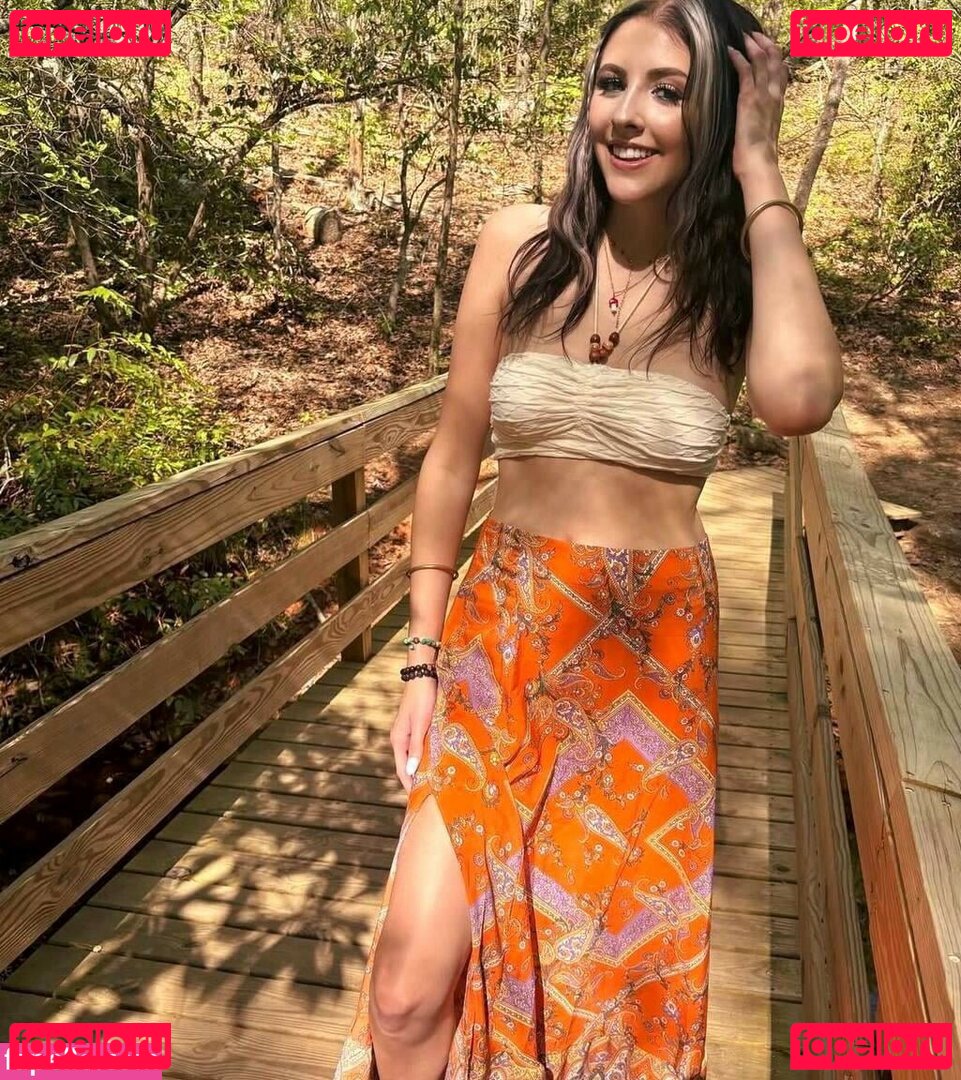 Tessaluvvs Nude Onlyfans Photo 4