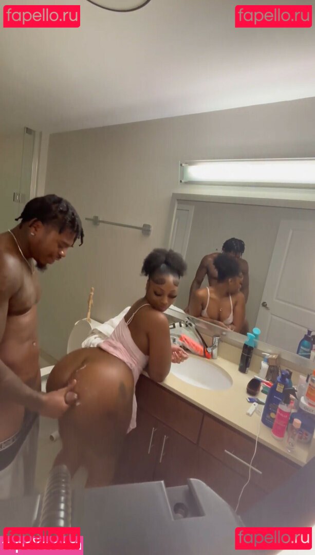 mynamegucci Nude Onlyfans Photo 16