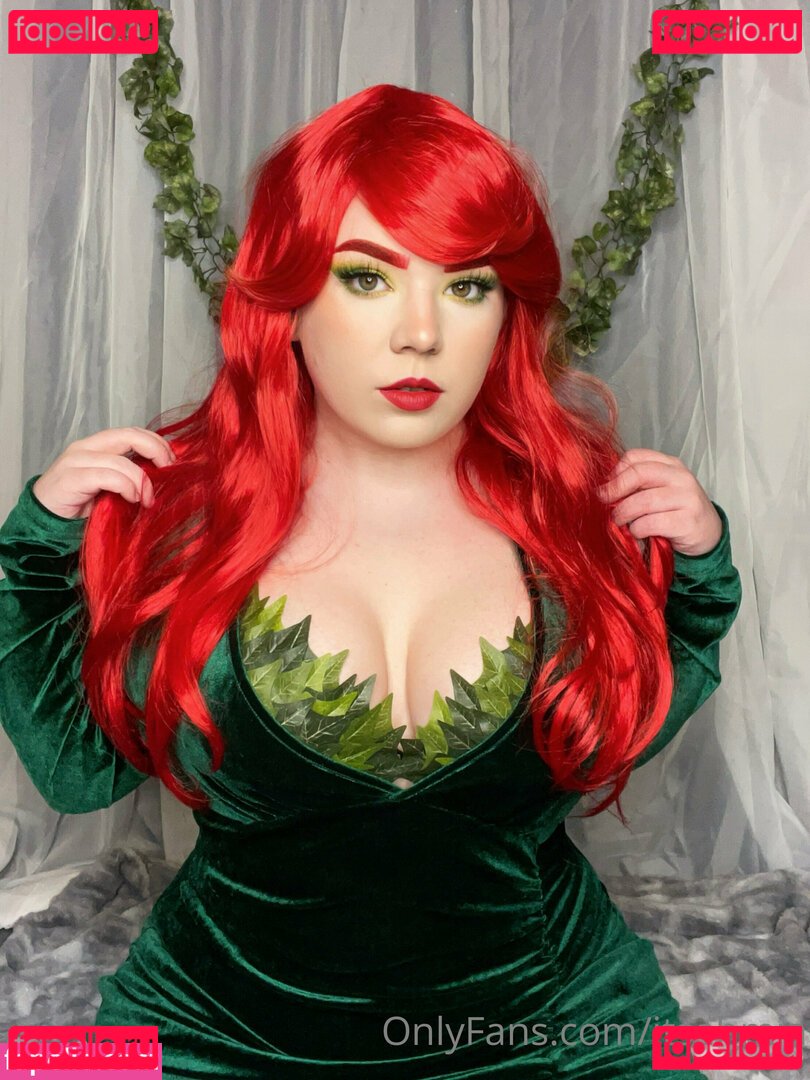 itsahmia Nude Onlyfans Photo 5