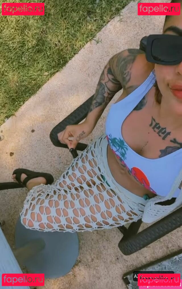 Yoss Bones Nude Onlyfans Photo 7