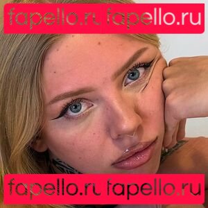 Cassy Wolf Nude Onlyfans Photo 5