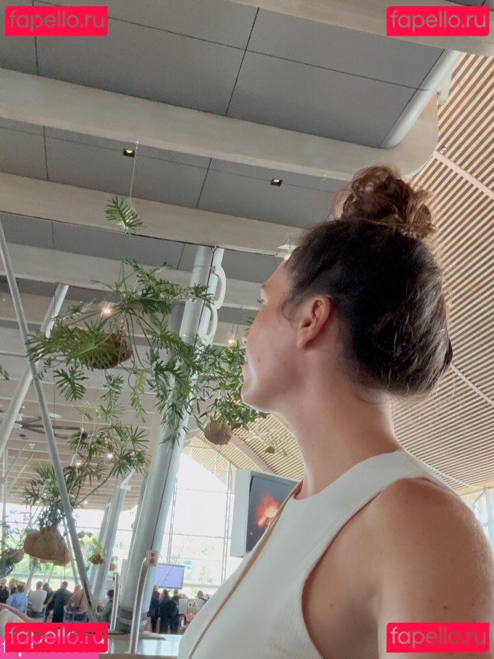Megane Rouland Nude Onlyfans Photo 34