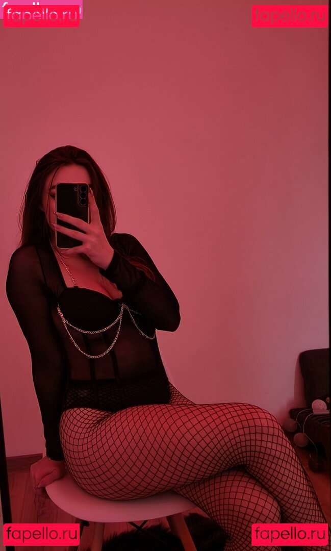Alisa Nude Onlyfans Photo 14