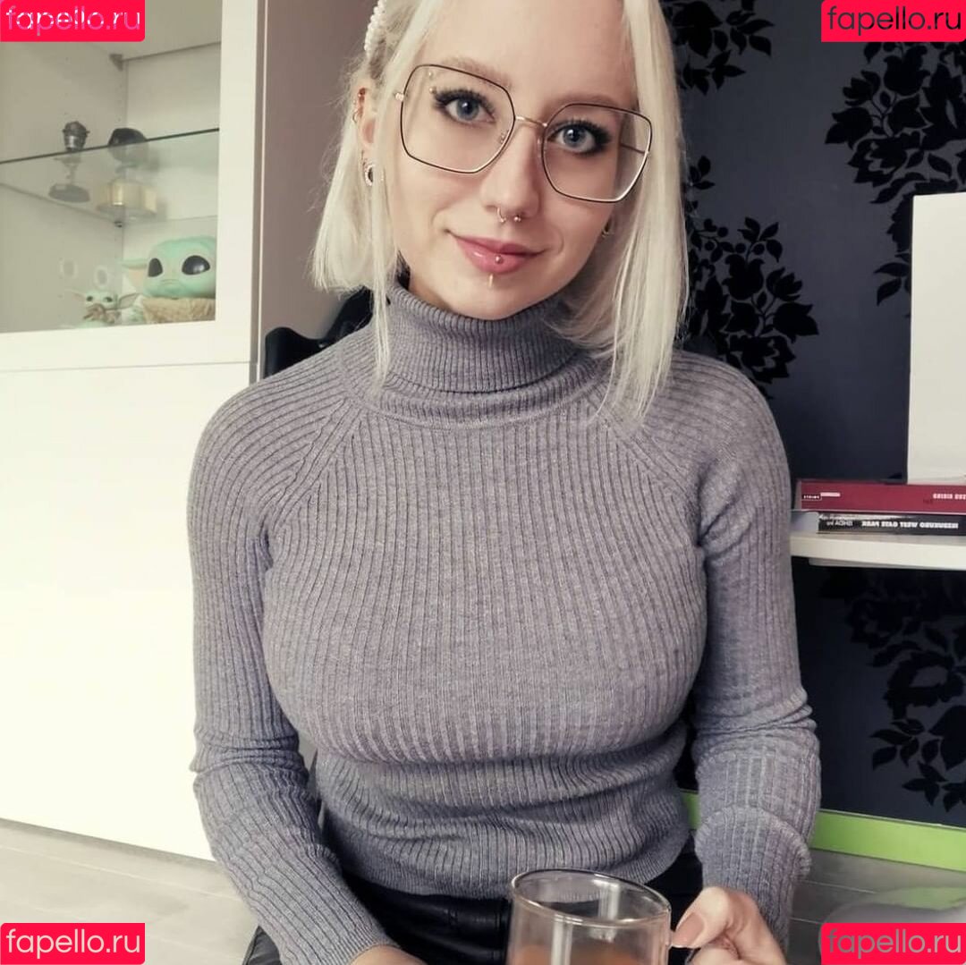 Methvespertine Onlyfans Photo Gallery 