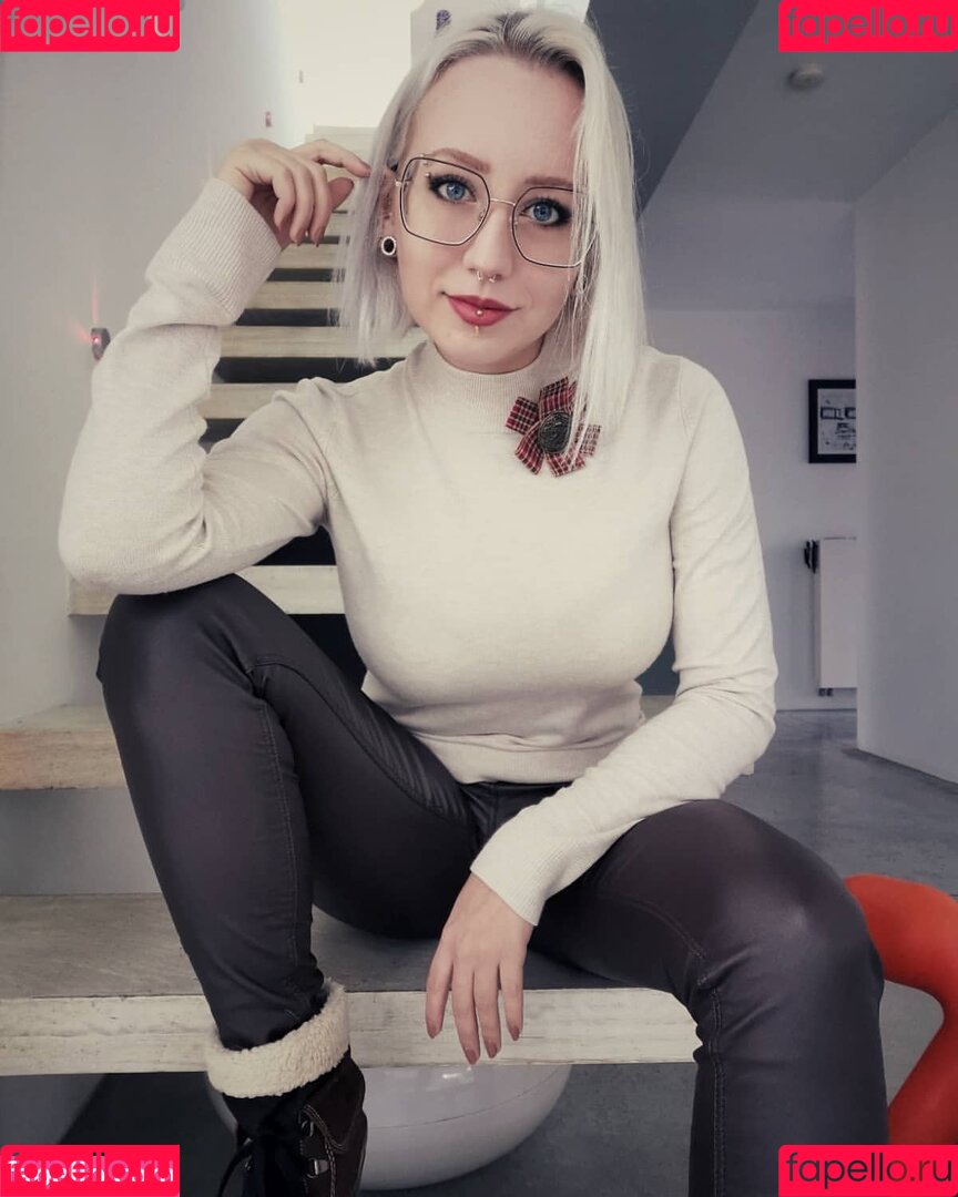 Methvespertine Onlyfans Photo Gallery 