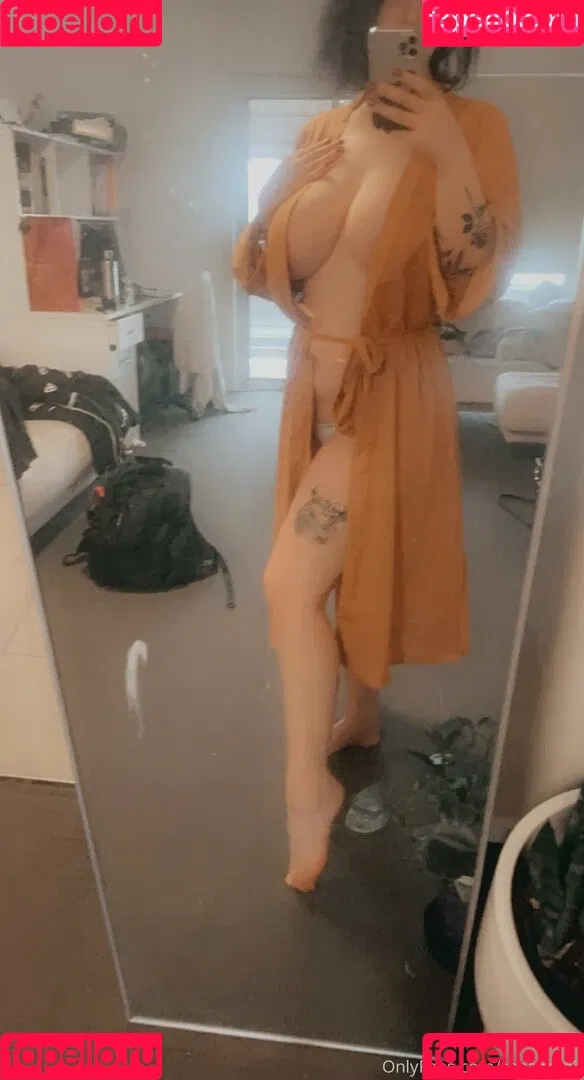 sesameoil Onlyfans Photo Gallery 