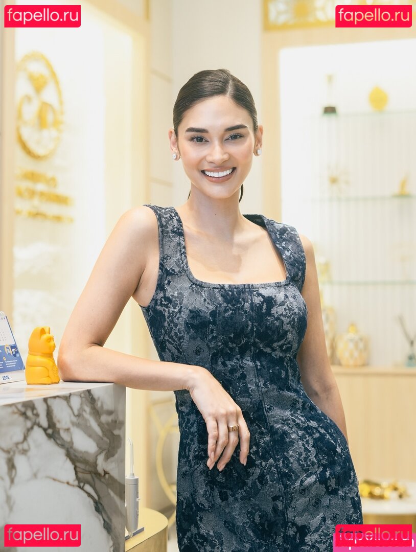 Pia Wurtzbach Nude Onlyfans Photo 22