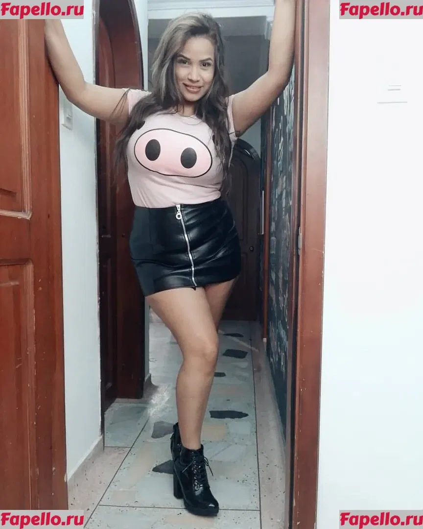 Isa Gomez Onlyfans Photo Gallery 