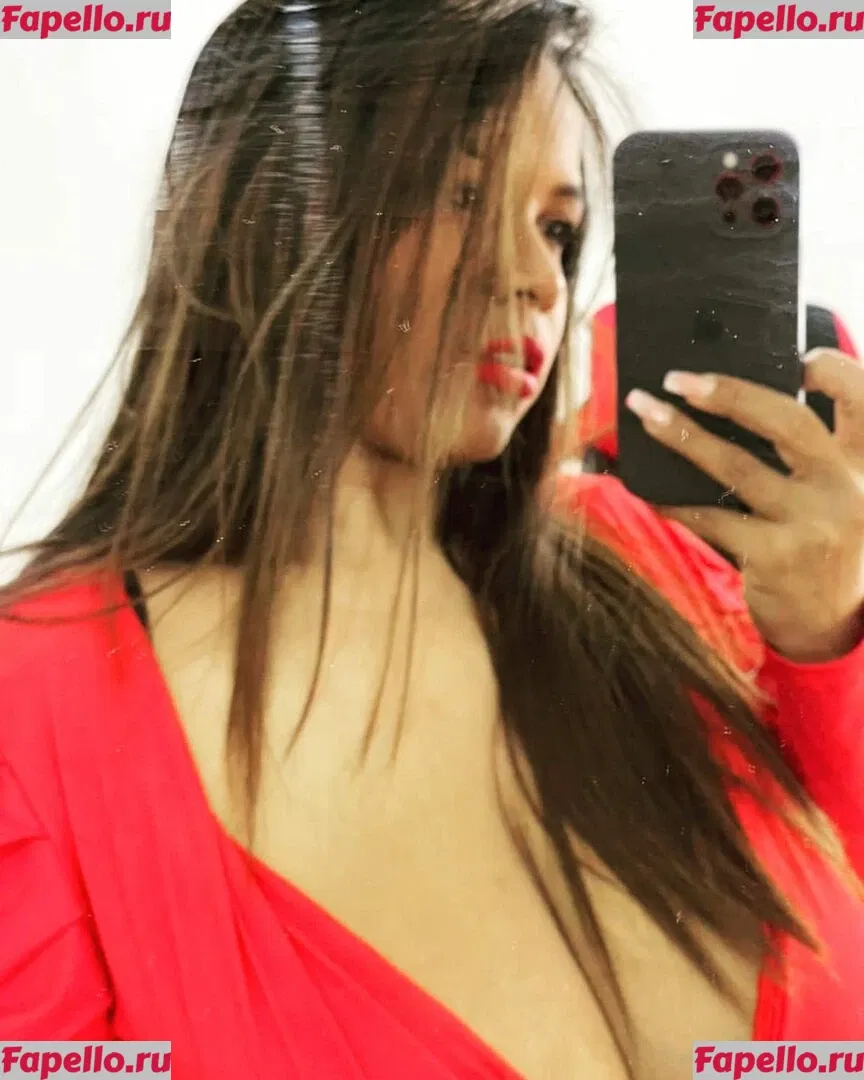 Isa Gomez Onlyfans Photo Gallery 