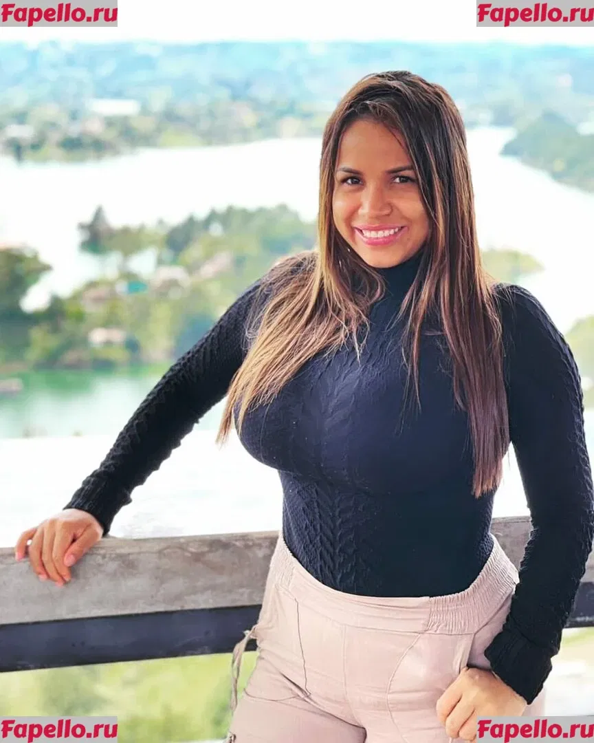 Isa Gomez Onlyfans Photo Gallery 