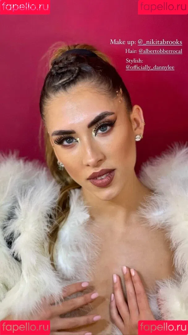 Gina Llebaria Onlyfans Photo Gallery 
