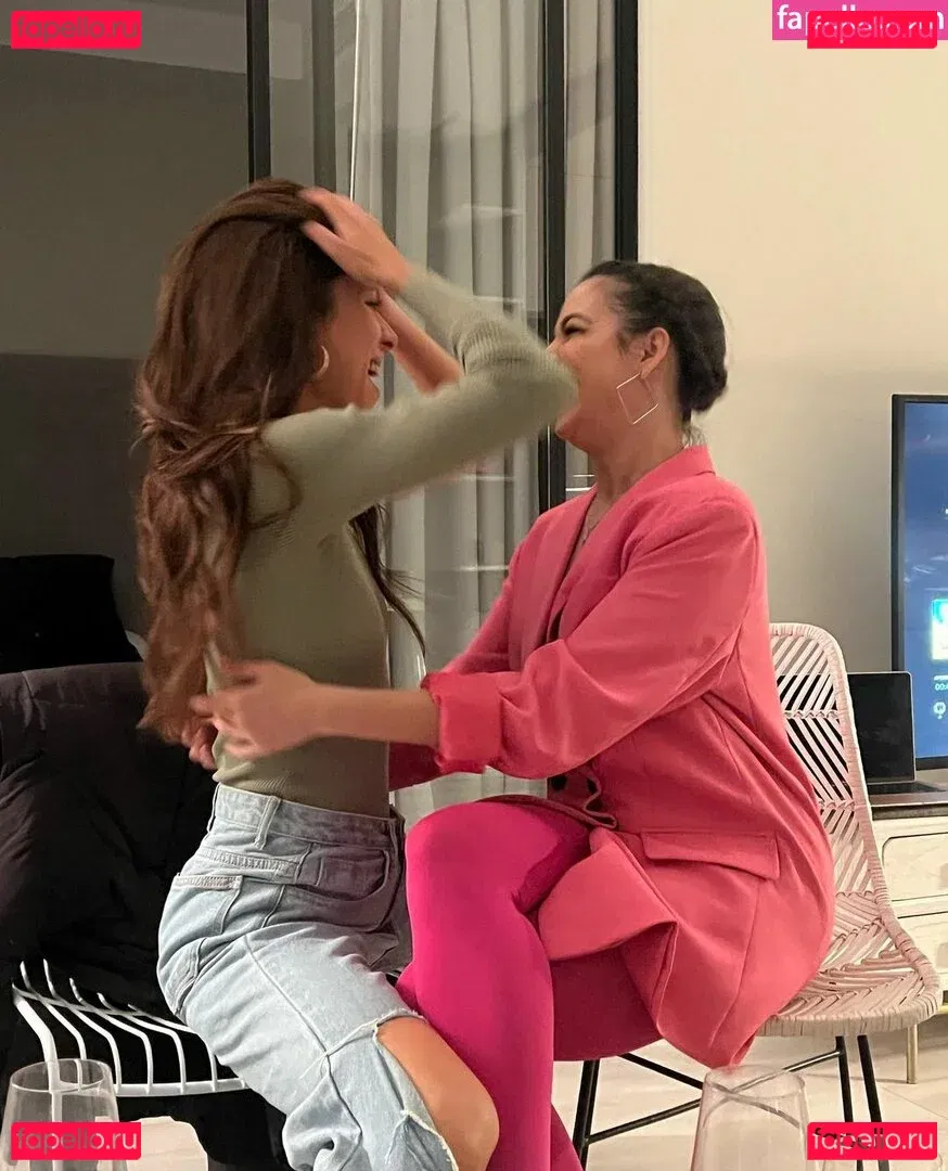 Gina Llebaria Onlyfans Photo Gallery 