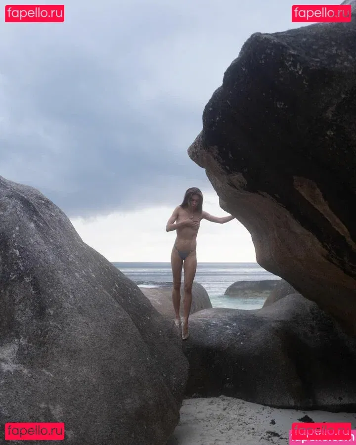 Gina Llebaria Onlyfans Photo Gallery 