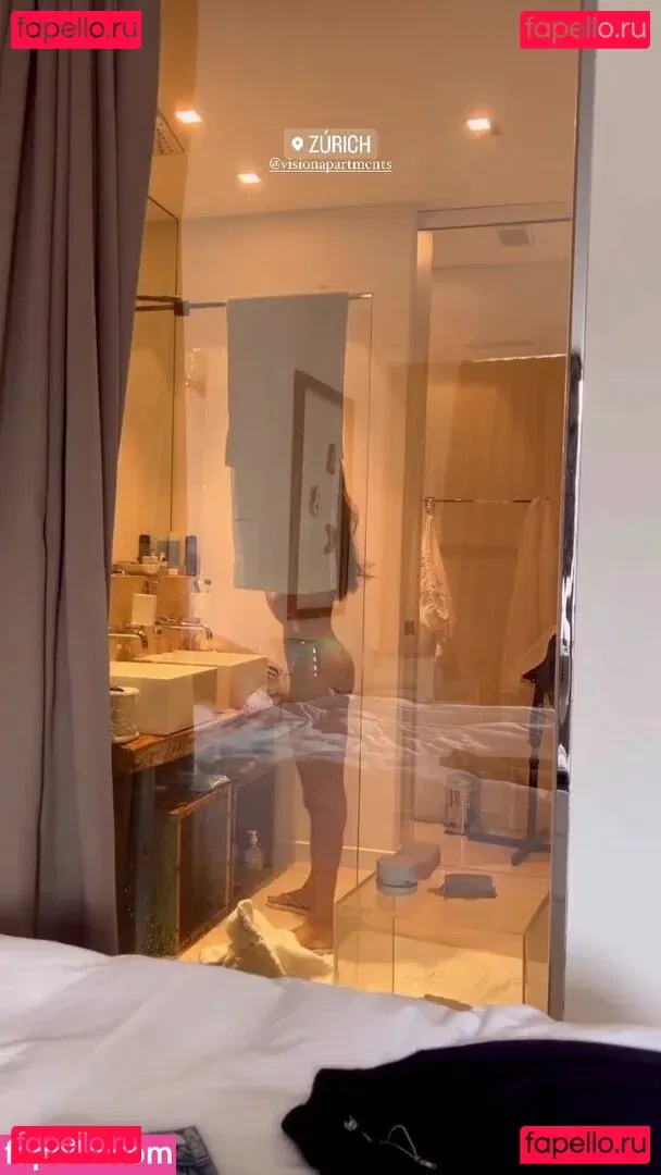 Gina Llebaria Onlyfans Photo Gallery 