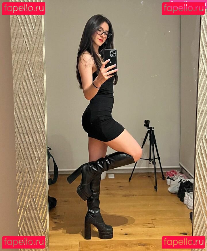 Arayfer Nude Onlyfans Photo 14