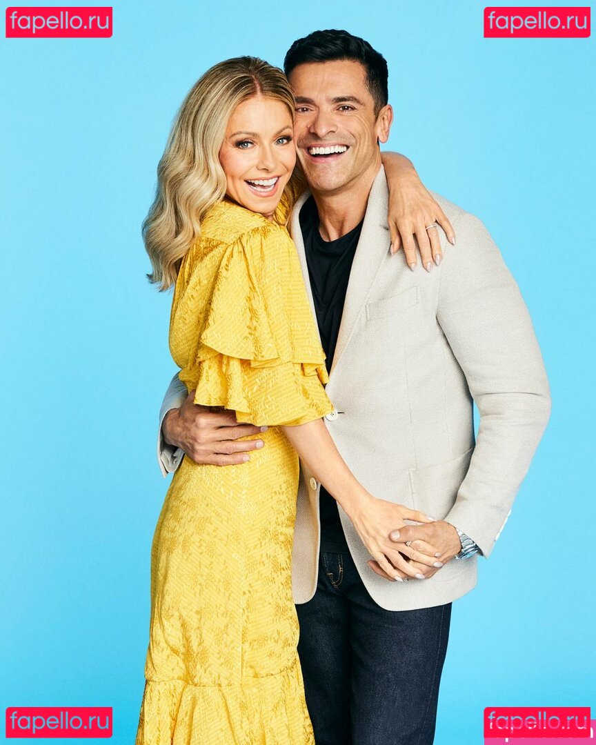Kelly Ripa Nude Onlyfans Photo 7