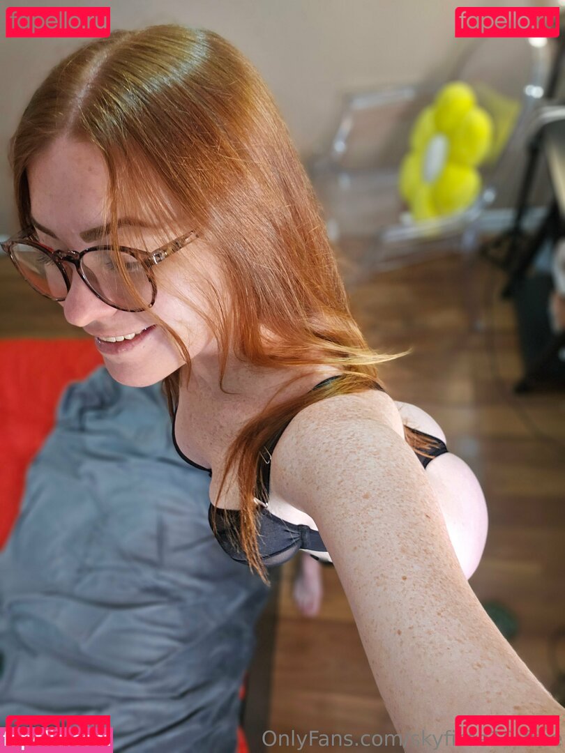 skyfiree18-free Nude Onlyfans Photo 19