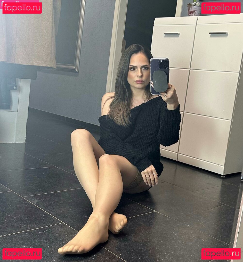 Luxe Bella Donna Nude Onlyfans Photo 48