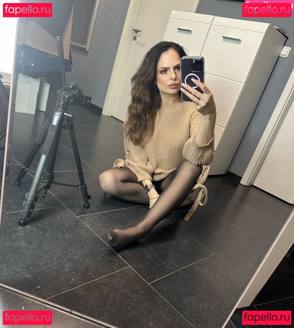 Luxe Bella Donna Nude Onlyfans Photo 47