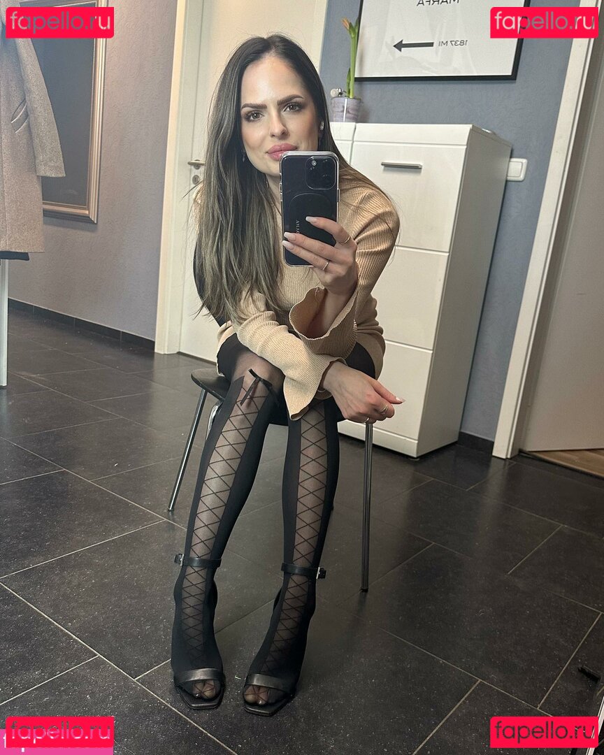 Luxe Bella Donna Nude Onlyfans Photo 42