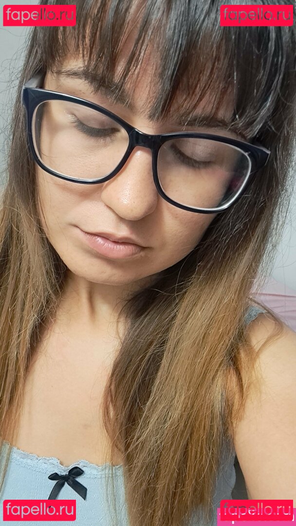 Lilli Hale Nude Onlyfans Photo 8