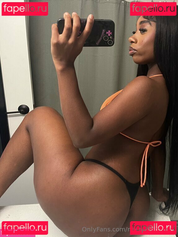 Neenahbrownn Nude Onlyfans Photo 9