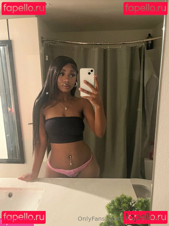 Neenahbrownn Nude Onlyfans Photo 3
