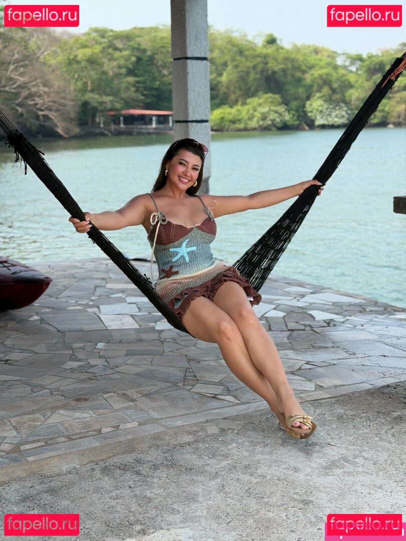 Milagro Flores Nude Onlyfans Photo 22