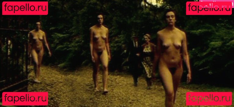 Toni Collette Nude Onlyfans Photo 25