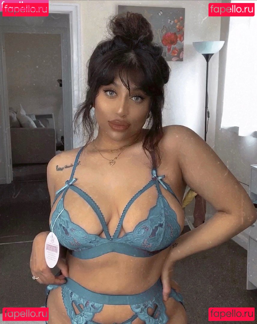 Priya Yasmin Nude Onlyfans Photo 37