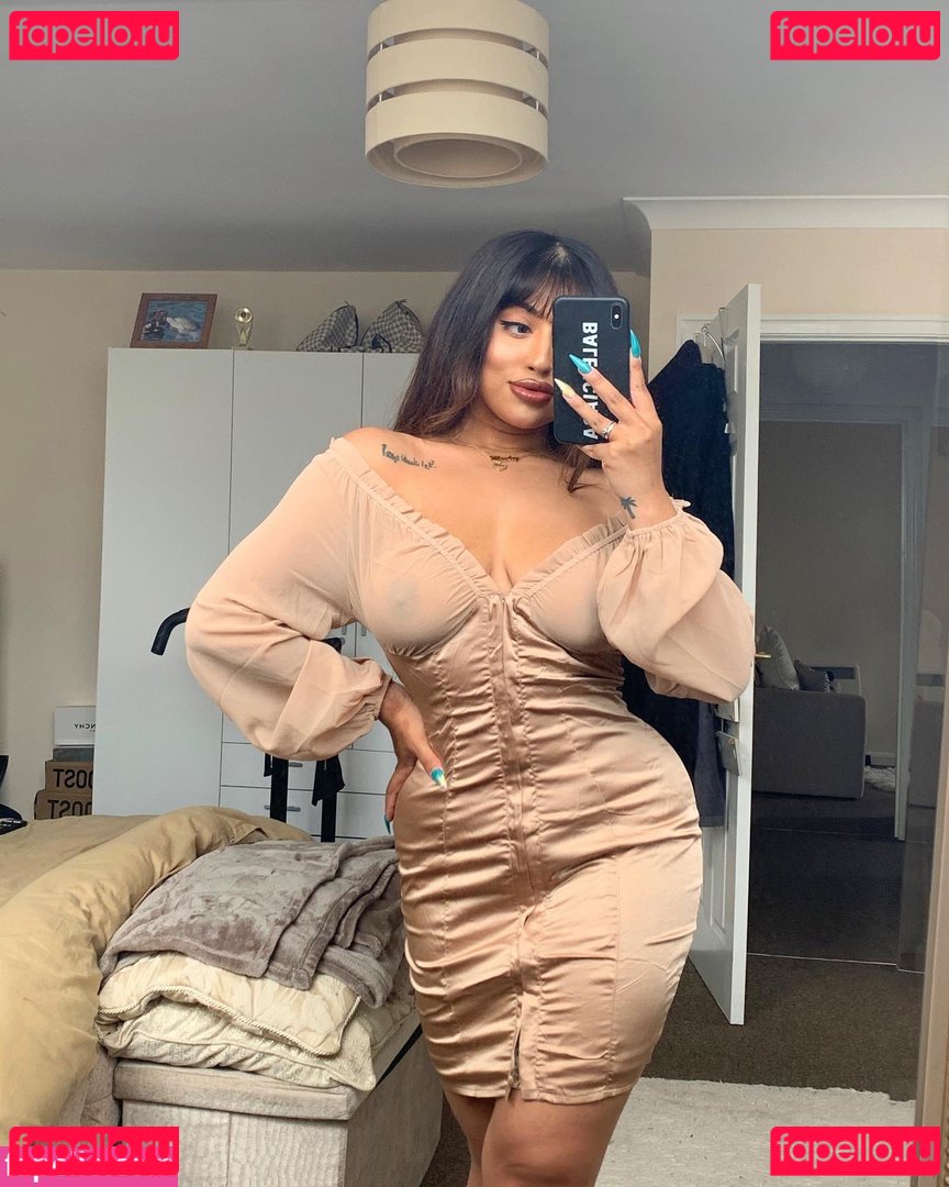 Priya Yasmin Nude Onlyfans Photo 5