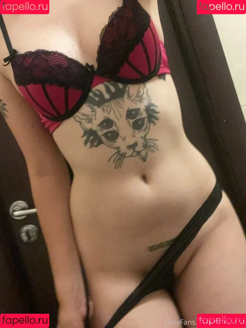oksanam Onlyfans Photo Gallery 