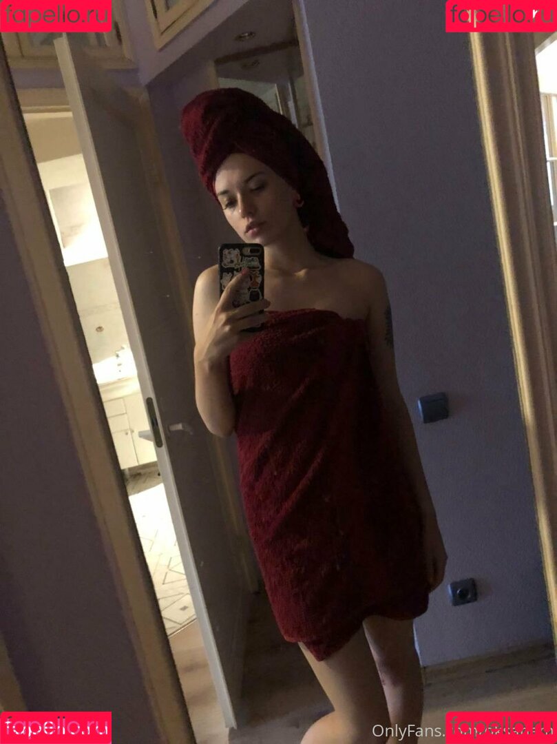 oksanam Onlyfans Photo Gallery 