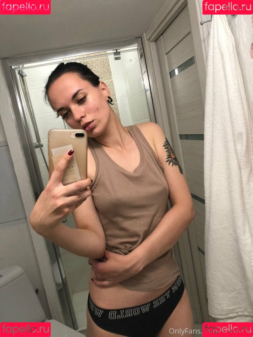 oksanam Onlyfans Photo Gallery 