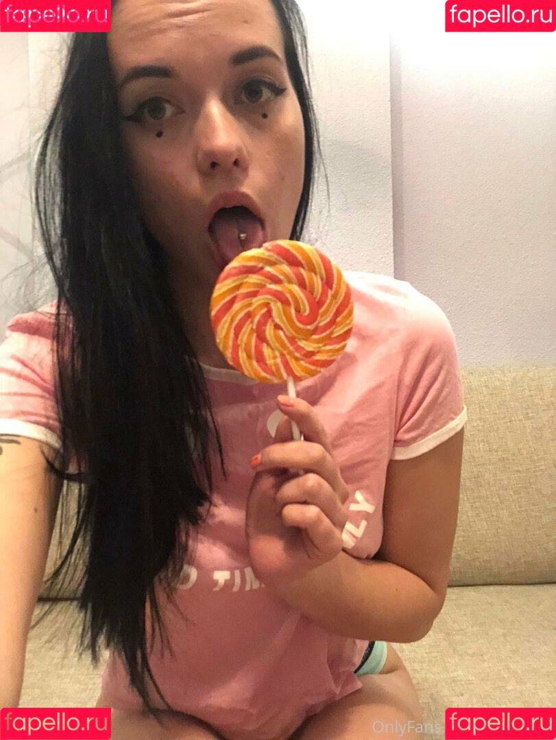 oksanam Onlyfans Photo Gallery 